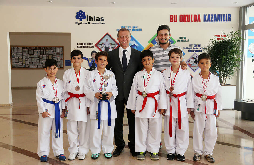 Öğrencilerimiz Antalya'dan Üç Şampiyon Çıkardı