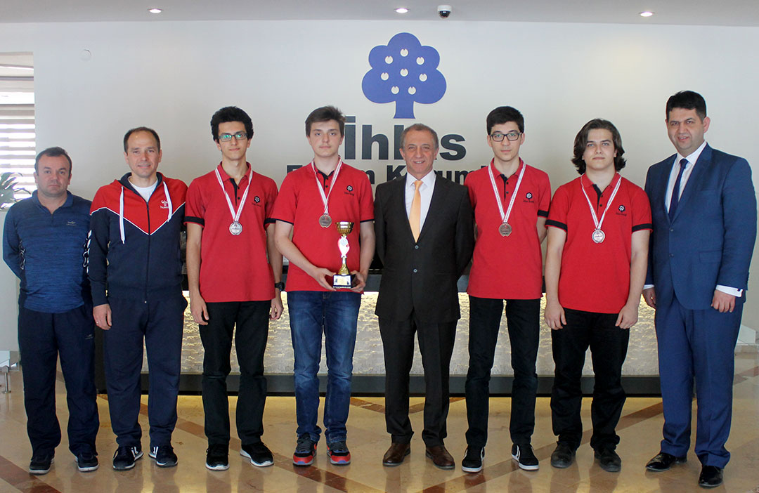 Satranç Takımımız Türkiye Şampiyonası'na Katılacak