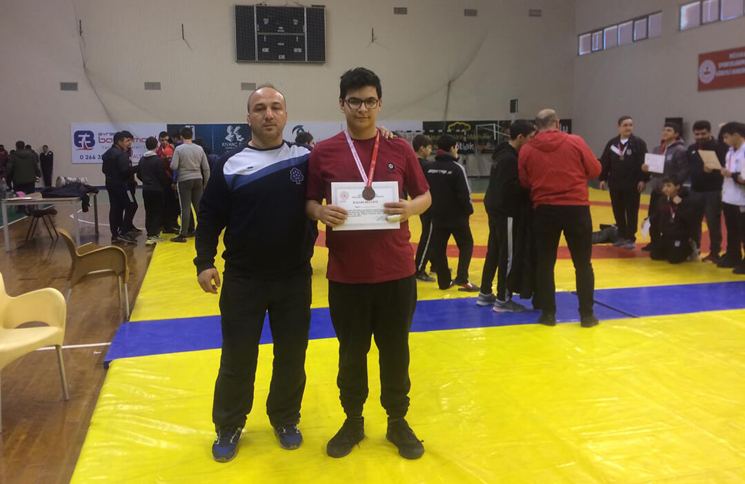 Öğrencimiz Okullar Arası Türkiye Güreş Şampiyonası'na Katılacak