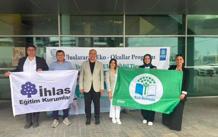 İhlas Kolejinde Uluslararası Çevre Başarısı: Eco-Schools Yeşil Bayrak Ödülü